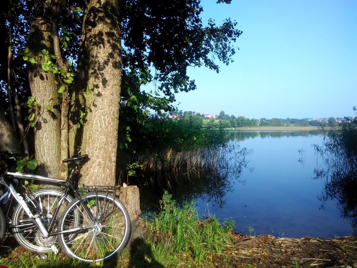 jezioro-sianowskie-rowery-sierpien